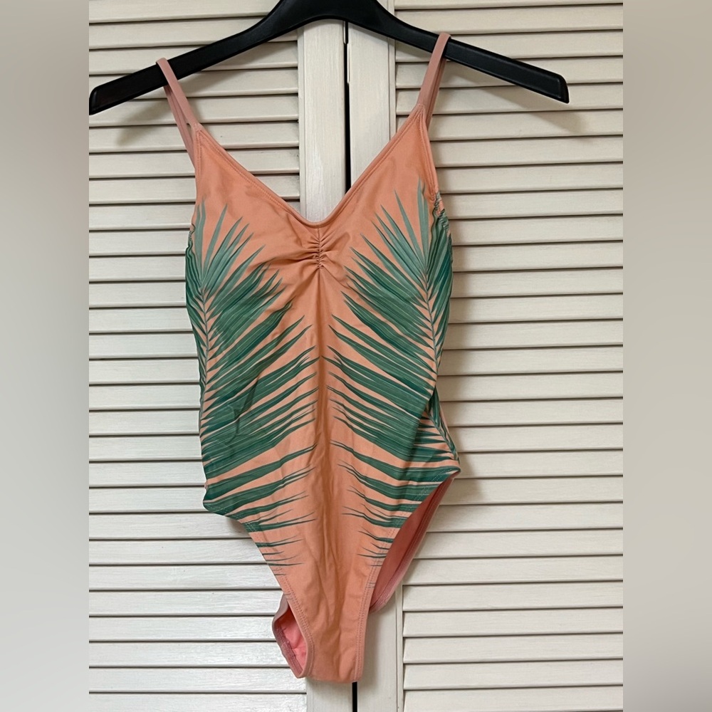 Xhilaration Peach and Green Palm Print One-Piece Swimsuit - Size Small - EUC